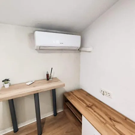Apartment Sandy For 2 Near City Centre Ljubljana Exterior photo